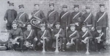 1896