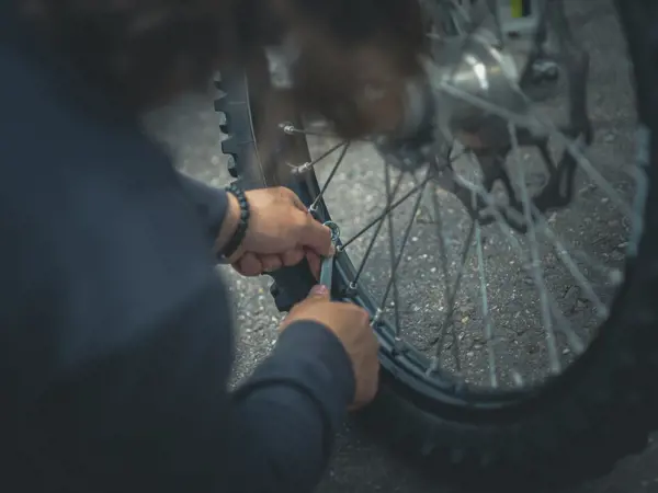 Bike repair group (18+) 
